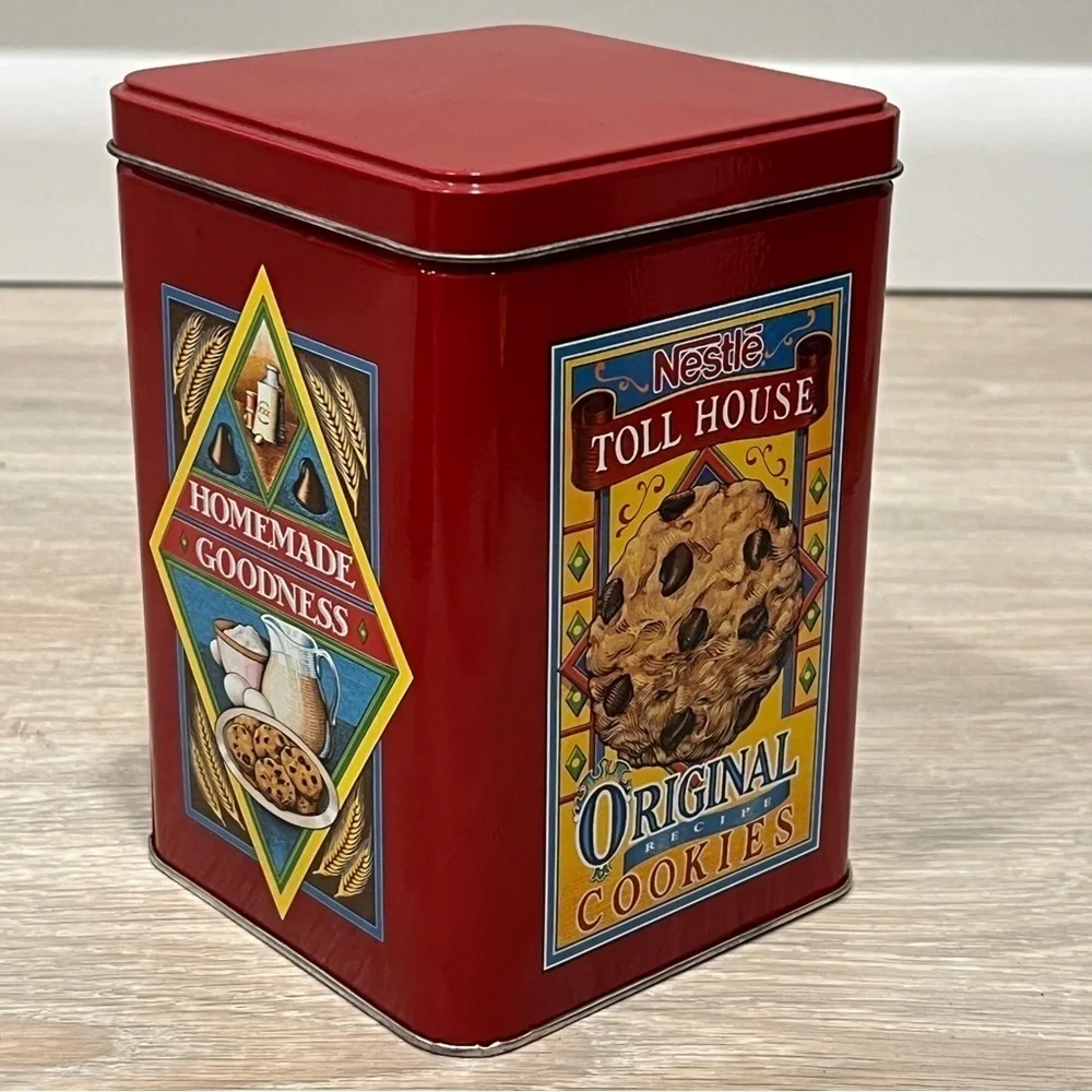 Vintage Nestle Toll House Chocolate Chip Cookies Morsels Limited Edition red Tin